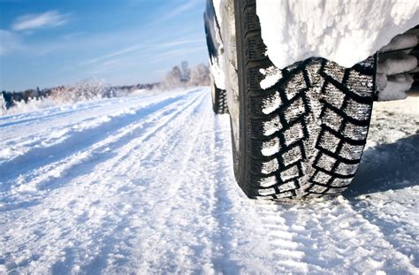 pneumatici invernali su neve