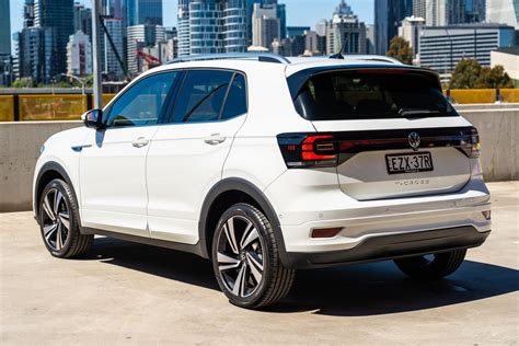 Volkswagen T-Cross urban setting
