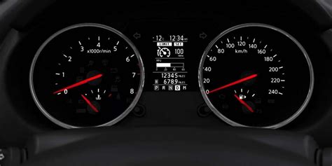 Cruscotto Nissan Qashqai con spie accese