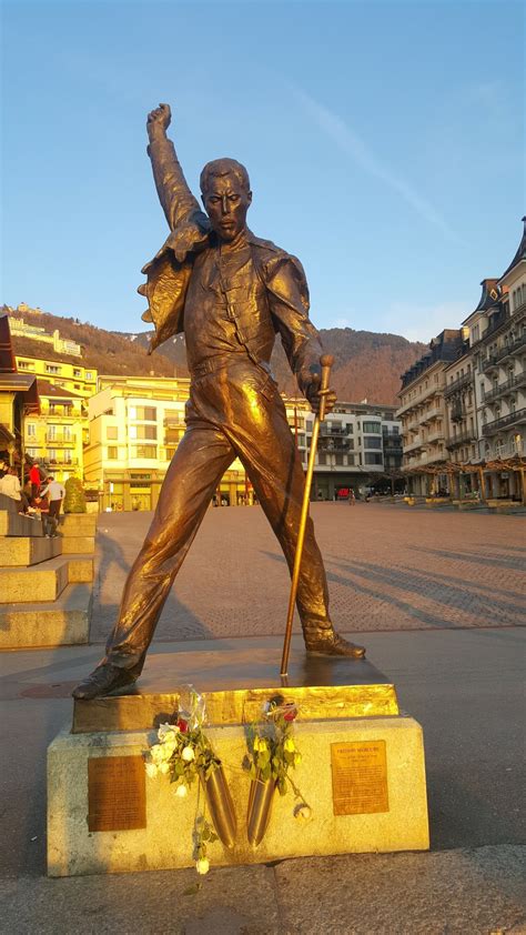 Statua di Freddie Mercury a Montreux