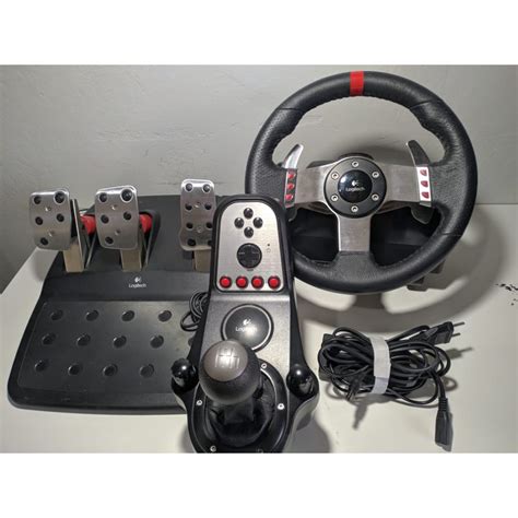 Volante PS2 con Avellino sullo sfondo