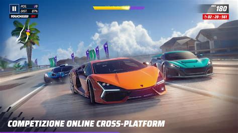 Screenshot di gameplay di un gioco di corse automobilistiche online