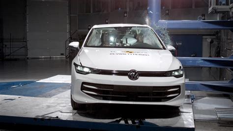 Test EuroNCAP Volkswagen Golf IV