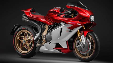 Rendering 3D di un cerchione MV Agusta in formato CAD