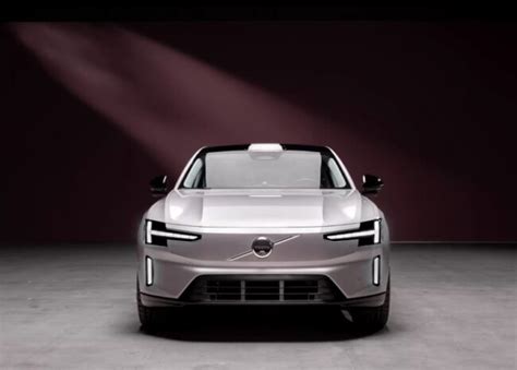 Immagine frontale della Volvo V40