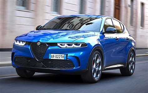 Alfa Romeo Tonale Plug-in Hybrid Q4 in carica