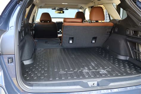 Subaru Trezia cargo space diagram