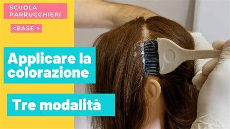 Applicazione della tintura sul volante