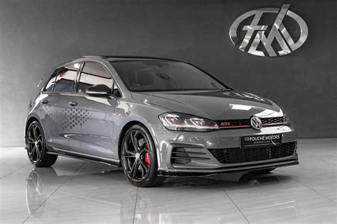 Dettaglio motore 2.0 TSI della Golf GTI TCR