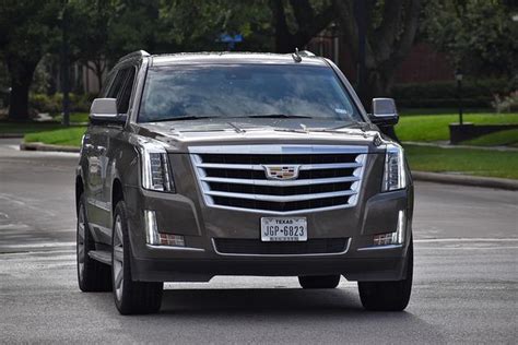 Cadillac Deville - Simbolo della cultura americana