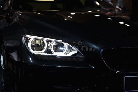 Dettaglio faro Xenon BMW
