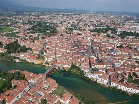 Mappa delle agenzie di pratiche automobilistiche attorno a Bassano del Grappa