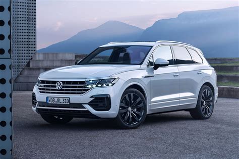 Volkswagen Touareg III exterior design