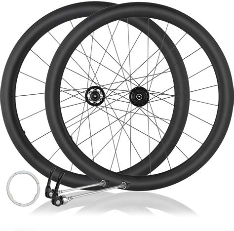 Confronto tra cerchio in alluminio e cerchio in fibra di carbonio per fat bike