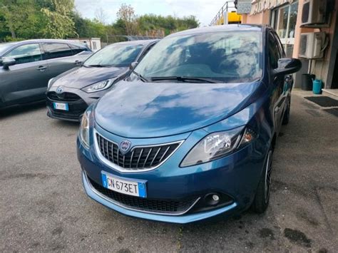 Lancia Ypsilon con impianto audio potenziato