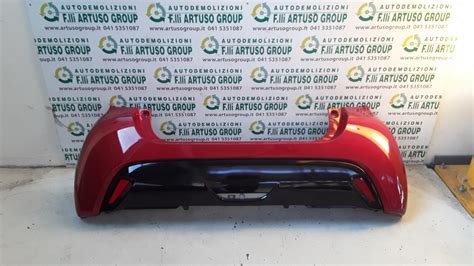 Toyota Yaris posteriore paraurti smontaggio