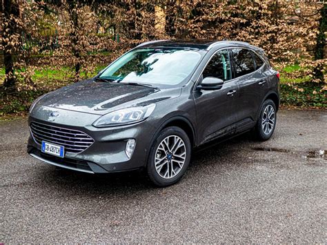 Motore EcoBlue Hybrid della Ford Kuga