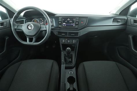 Interni Volkswagen Polo con accessori comfort