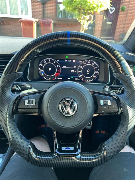 Volante sportivo multifunzione della Golf GTI
