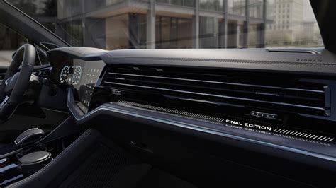 Interno di un Touareg con finestrini appannati
