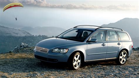 Volvo V50 in strada