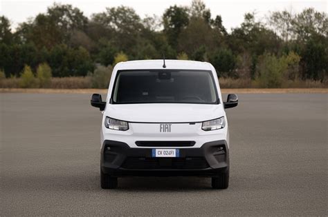 Fiat Doblò WorkUp con pianale di carico aperto