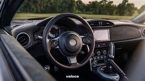 Interni di una Toyota GT86 personalizzata