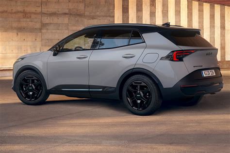 Dettaglio paracolpi laterali Kia Sportage Black Edition