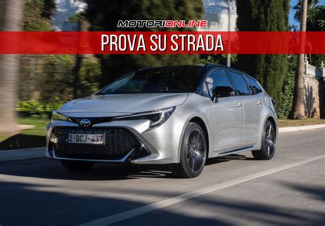Toyota Corolla su strada