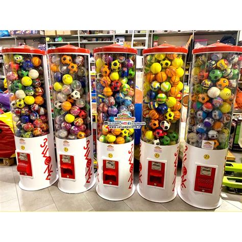 Distributore di palline con spirale