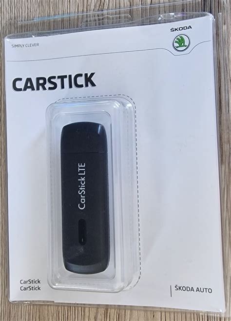 CarStick Skoda con LED rosso