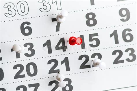 Calendario con giorni segnati per la manutenzione auto