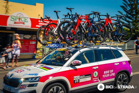 Flotta Škoda con portabici SeaSucker al Mondiale di ciclismo