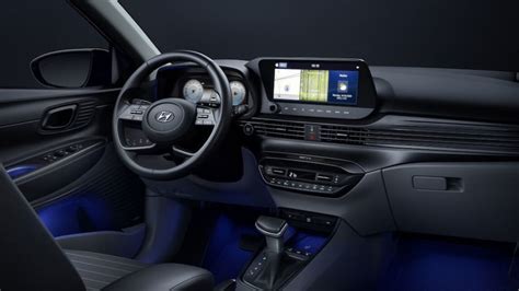 Interni Hyundai i20 con display digitale