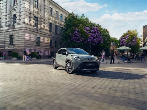 Toyota Aygo X in città