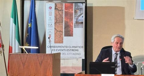 Mappa delle posizioni chiave in campo con evidenziato il ruolo del CAM