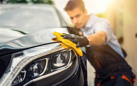 Auto pulita e lucida