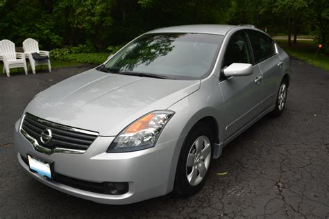 Interni Nissan Altima 2008