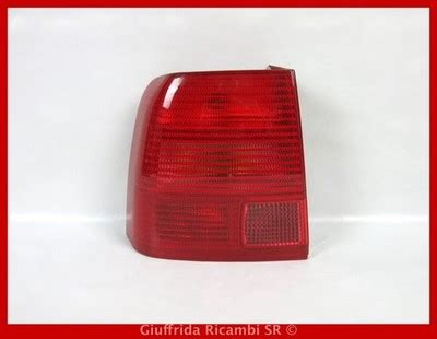 Dettaglio fanale posteriore Volkswagen Passat B5