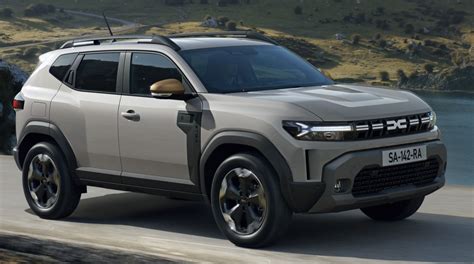 Nuovo Dacia Duster con un design moderno e robusto