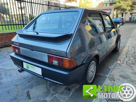 Fiat Ritmo 3 porte in un contesto urbano