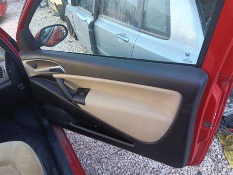 Interno portiera con meccanismo alzacristallo