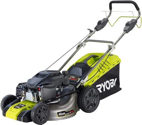 Tosaerba Ryobi con motore Subaru in azione