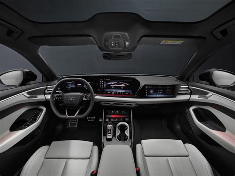 Interni Audi A6 C6 con sistema MMI