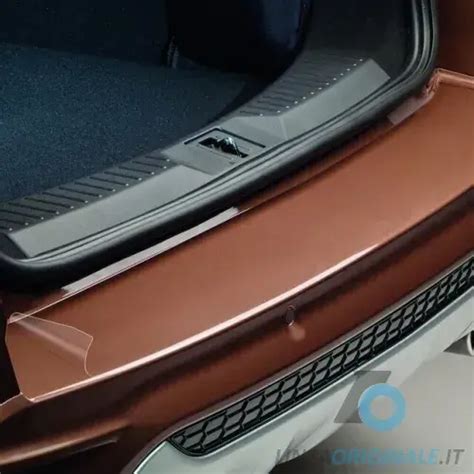 Ford Kuga posteriore con protezione paraurti installata