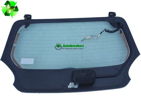 Toyota Aygo tailgate glass and seal diagram