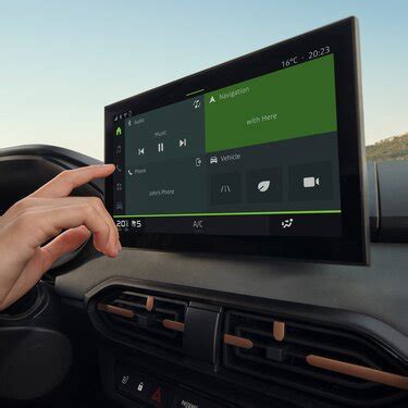 Media display Dacia Sandero Stepway con menu impostazioni