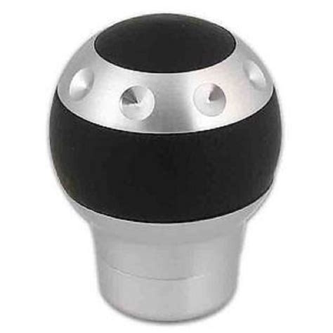 Varietà di accessori tuning per auto