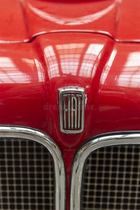 Badge esclusivo Fiat (RED)