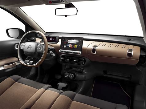 Interni di una Citroën C4 Cactus